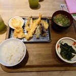天丼・天ぷら本舗 さん天 - 天ぷら定食