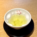 鰻 炭焼 ひつまぶし 美濃金 - 食後の煎茶