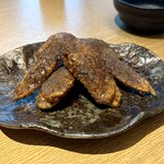 鰻 炭焼 ひつまぶし 美濃金 神田本店 - 奥美濃古地鶏 手羽先のスパイシー唐揚げ