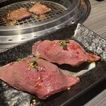 焼肉敷島ぽんが - 