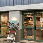 Le GOLDEN CROISSANT - 