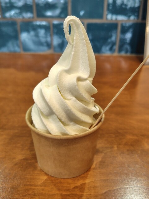 TOMOS 銭函のソフトクリーム | 小樽市の人気アイスクリーム店