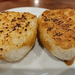 加賀屋 - 焼きおにぎり(みそ)