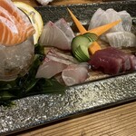 焼鳥・旬肴 泉房 - 刺身盛り合わせ