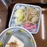 もつ煮屋 日の出 - これもめちゃくちゃ美味いんよ！