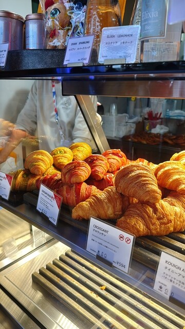 9/29本日まで】フランス館メゾンカイザーピンバッチ ブーランジェリー