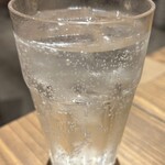 沖縄酒場 ナカマ - 琉球王朝30度 ソーダ割り660円