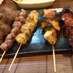 炭火やきとり おざき - 5本盛り合わせ900円　
