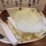 炭火やきとり おざき - おとうし（大根、キャベツ、味噌）