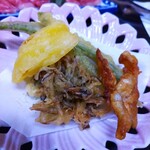 泉岳舘 - 山の幸の天ぷらと川魚の唐揚げ