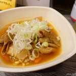 串焼亭ねぎ - 2024年10月　もつ煮込み【税込390円】