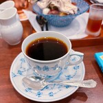 椿屋カフェ みなとみらいクロスパティオ - 