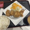 からあげ、定食、丼 がブリチキン。 イオンモール豊川店
