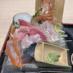 板前バル LIVE FISH MARKET - 