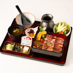 炭火焼肉一升びん - 