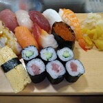 魚がし寿司 - ランチ上にぎり 1760円