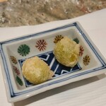 ぬま田 - ⑧銀杏(熊本県阿蘇産)
      大きさ的に藤九郎(祖父江産)かと思いましたが阿蘇産でした
      同じ熊本の玉名産と比べて大きく、祖父江産と同じ様に仄かな苦味のある青い甘みが特徴的