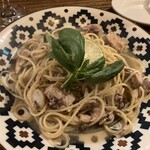 ペパロニ - サバ入のペペロンチーノ。辛さも調節してくれて嬉しかったです♪