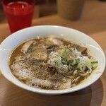 はがね屋 - ブラックメタルラーメン