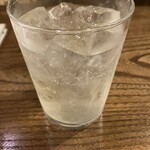 ペパロニ - 自家製レモンサワー、甘さもあってゴクゴク飲めちゃうww