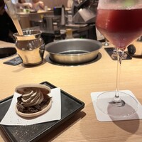 すき焼 しゃぶしゃぶつかだ KITTE大阪店 - 