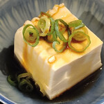 酒膳弥生 - 冷奴