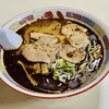蜂屋 - 焦がしラードが真っ黒の醤油ラーメン