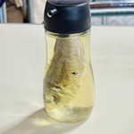蜂屋 旭川本店 - お魚の入った酢→味変します