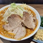 らーめん菊 - 小つけ味ラーメン（1,300円）＋限定変更『しお』（200円）＋ほうれん草（200円）＋ショウガ（70円）、ニンニクコール