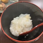 御料理　山上 - お酒を飲む前にハモ入りのお粥さん