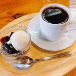 あおみどり - ホットコーヒーが美味しい季節　コーヒーゼリーとアイスクリーム