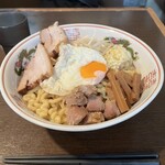 汁なし専門 男のLL - 汁なしロース中盛です。煮豚ＷとメンマＷとニンニク２杯です。