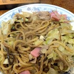 中華 れんがや - 半分食べてもこのありさま