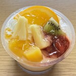 成城石井 - 料理写真:6種のフルーツプリン