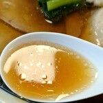 白河手打ち麺 ひかる - 魅惑の琥珀色のスープ