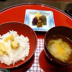 加賀屋 - 栗ご飯、味噌汁、漬物