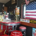 MERCORY'S  DINER - アメリカンな店内