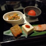 焼き鳥とワイン 萬鳥 - 