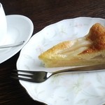 しらかみカフェ - デザートは和梨のタルト