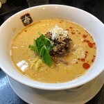 餃子と担々麺 吟 - 