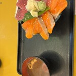 神戸牛と海鮮丼 にくあんど - 