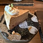 カフェ ケシパール - チャイのチーズケーキ。あっさりとした味です。