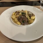 サッポリーニ - 牛肉とキノコのニョッキ