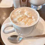 珈琲 伊藤 - クリーム入れたら、ウインナーコーヒーにオンブ