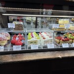 パティスリーヨシノリアサミ - ショーケース