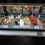 パティスリーヨシノリアサミ - ショーケース