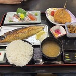 まるみや - サバ干物が大きい♪