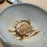 鮨 いわ貴 - デザート　助六巻はお土産にしてもらいました