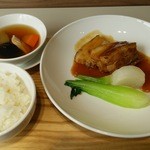 わかば食堂 - 14.11.05【桃園 中北登シェフ】紅棗燉鶏湯・磨豉扣豚肉