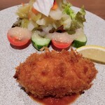 kitchen俊貴 - タラバガニのクリームコロッケ&キャベツのマリネサラダ